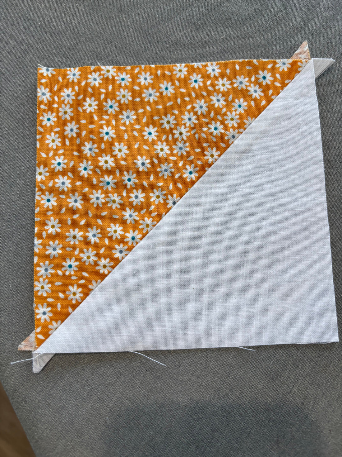 Best Tips to Make Half Square Triangle (HST) Quilt Blocks