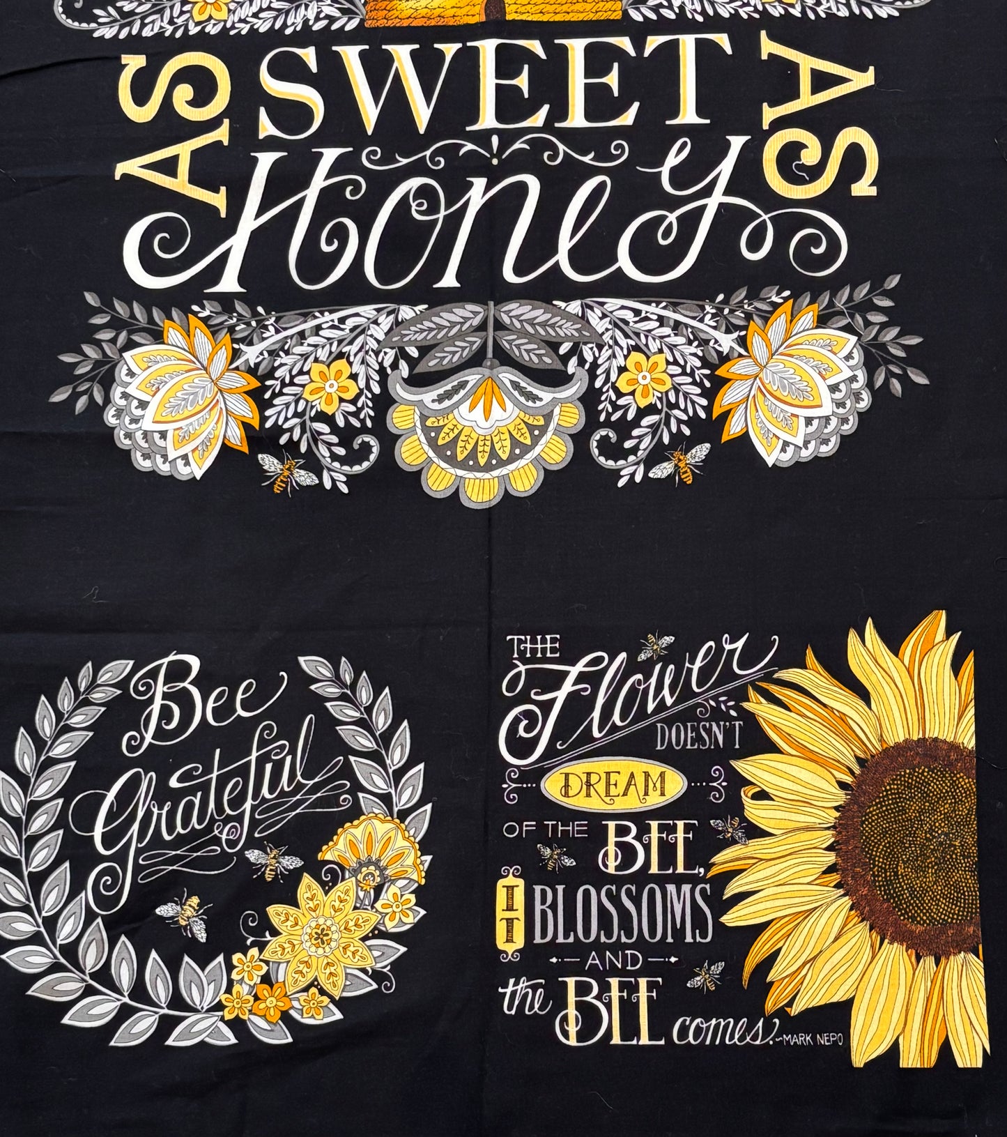 Bee Grateful Quilt Panel - Destash Sale