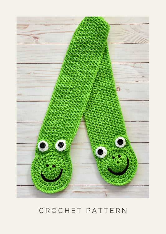 Little Froggy Crochet Pocket Scarf